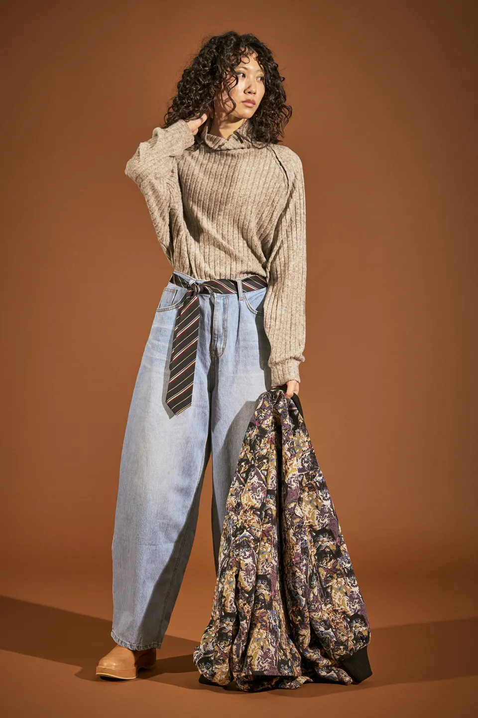 ネックzipリブセーター